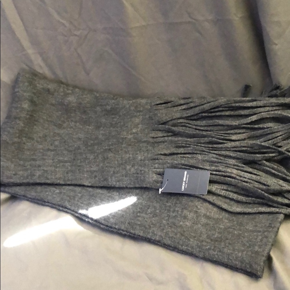 Lucky brand scarf